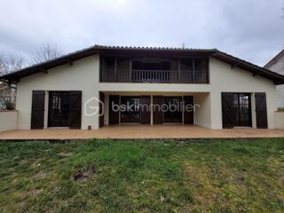  Maison  vendre 6 pices 155 m