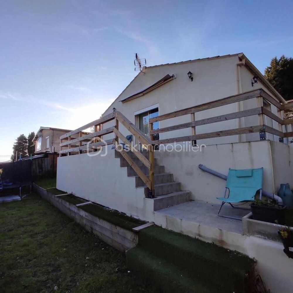 Vente Maison Maison plain pied avec terrasse , jardin et garage Pradelles cabardes