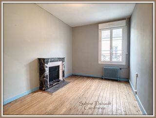  Immeuble à vendre 8 pièces 145 m²