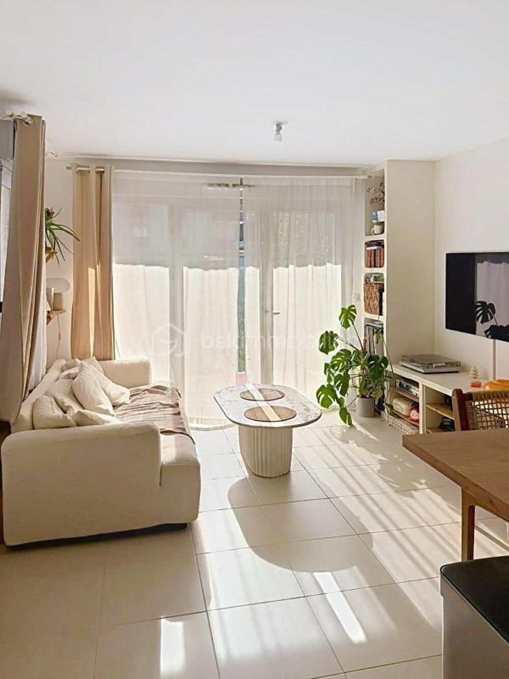 SUPERBE F2 AVEC JARDIN ET BOX À VILLERON