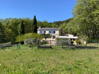 Maison � vendre 12 pi�ces 325 m�