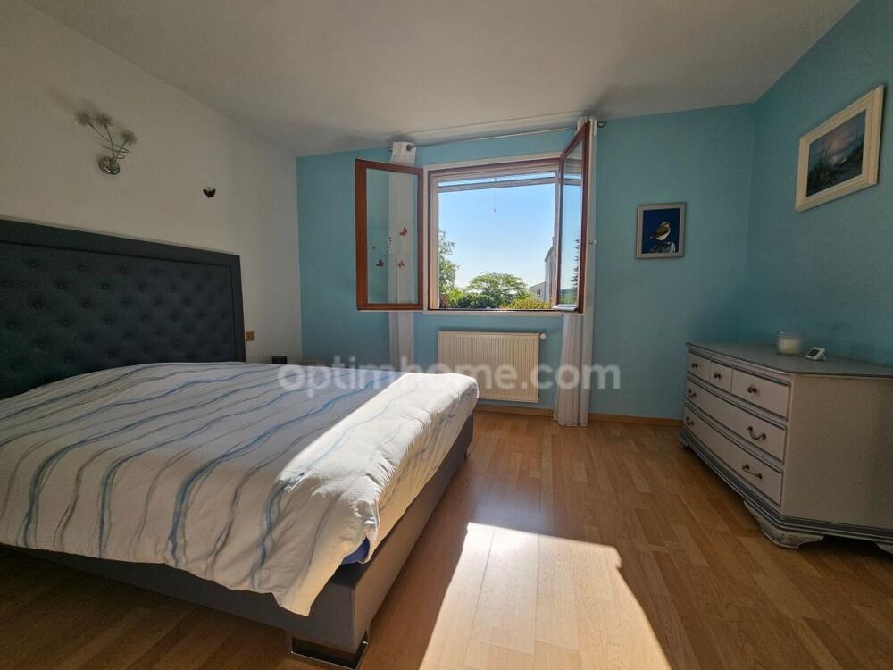 Vente Maison Maison à vendre 4 chambres 133 m² CHAMPNIERS (16) Champniers