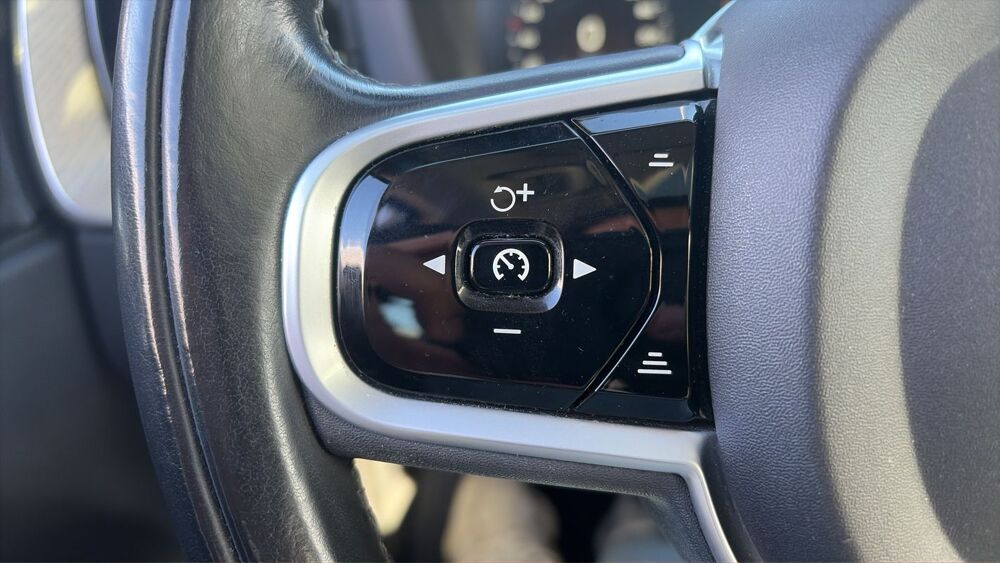 XC60 II 2.0 T8 390 Hybride AWD Geartronic8 Inscription - Automati 2018 occasion 93700 Drancy