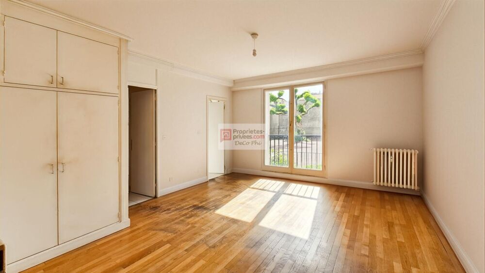 Studio 28m2 calme lumineux parking cave Versailles N.-D