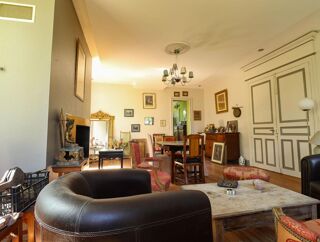 Propriété/château à vendre 7 pièces 284 m²