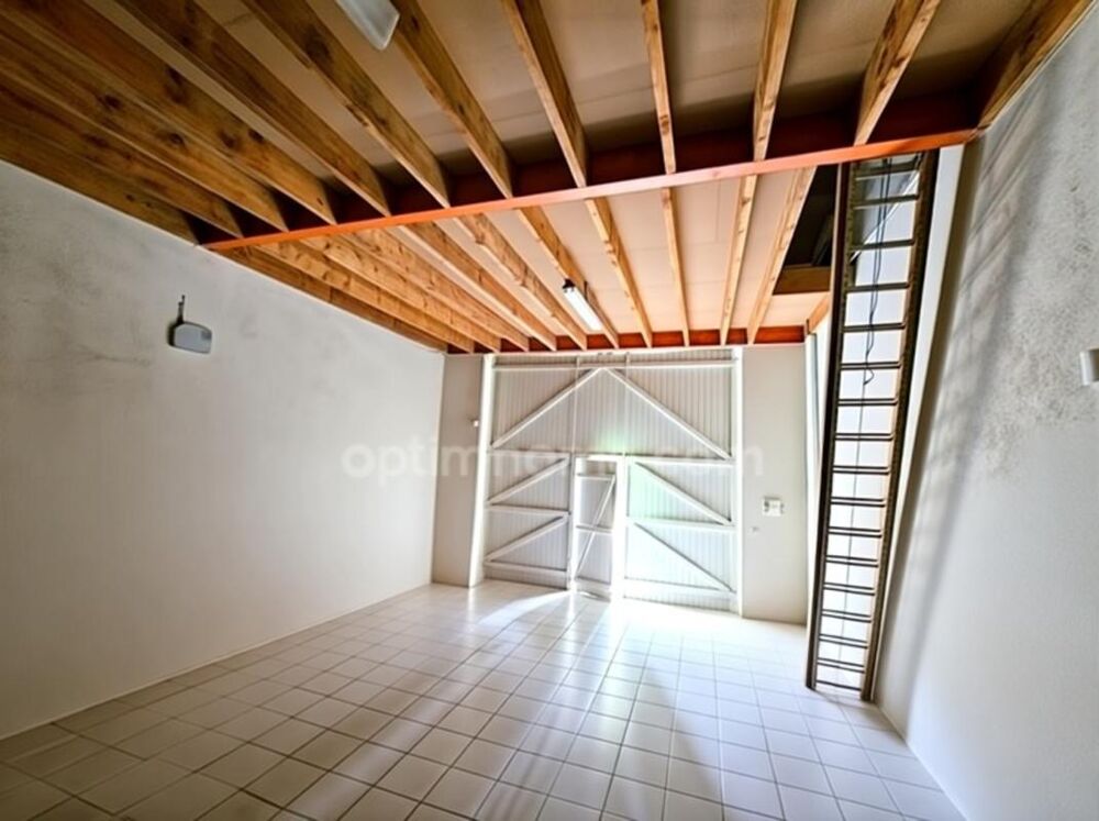 Vente Maison RARE !!! Maison de 230 M² DE SURFACE COMPRENANT UNE MAISON, UN GARAGE POUR BATEAU ET UN STUDIO sur RIVEDOUX PLAGE (17) Rivedoux plage