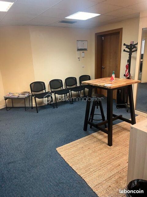 Ensemble de bureaux en centre ville 697000 06600 Antibes