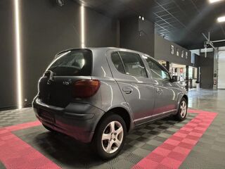 Yaris 1.4 D-4D 75CV 2005 occasion 74330 Poisy
