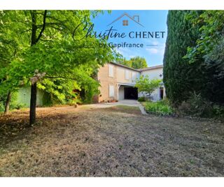  Propriété/château à vendre 12 pièces 259 m²