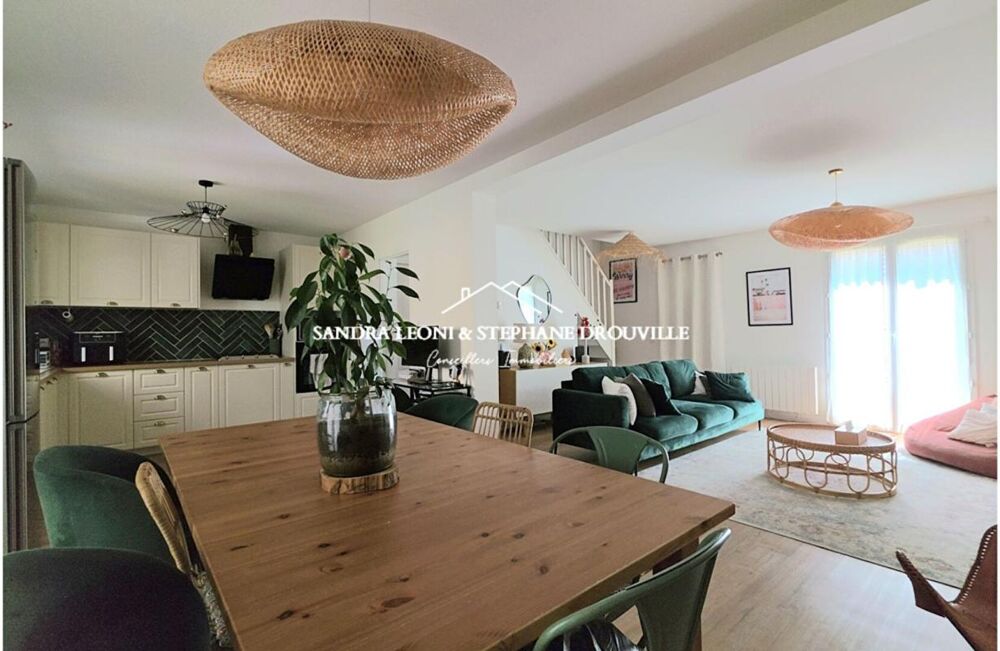 NOGENT LE ROI TRES PROCHE RAVISSANTE MAISON de 103 m², 3 CHAMBRES