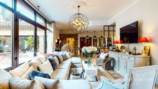  Propri�t�/ch�teau � vendre 10 pi�ces 403 m�