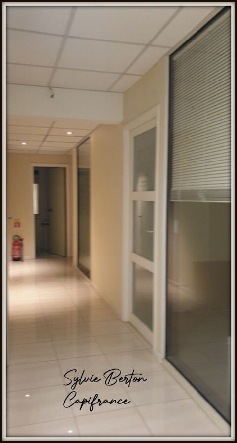   PIERREFITTE SUR SEINE SECTEUR Mairie Bureau à louer de 32 m2 