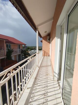  Appartement à louer 4 pièces 92 m²