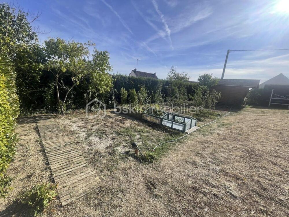Maison de 7 pièces avec sous-sol - BRIARRES SUR ESSONNE