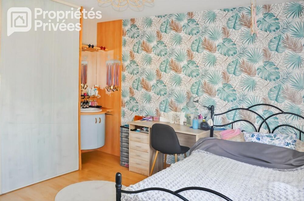 Vente Maison Maison de plain pied - 151 m2- atelier - terrain 2700 m2 Ahuille
