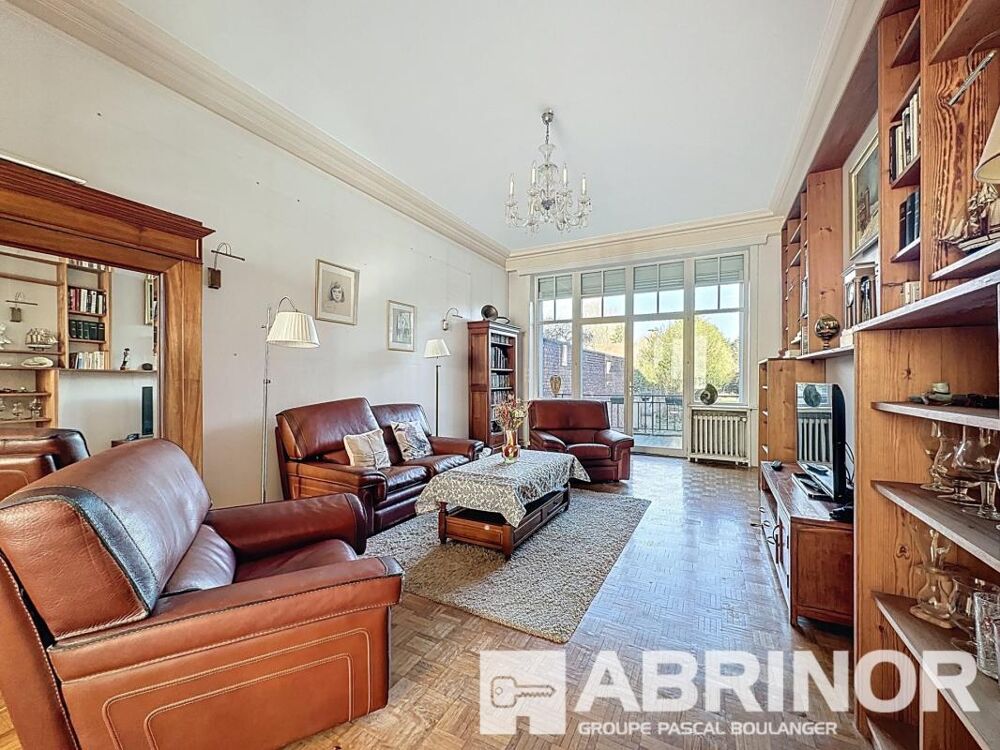 Maison de Maître de 330m² - 8 chambres - sous sol - garage - parc arboré de 2000m²