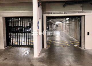  Parking / Garage � vendre 12 m�