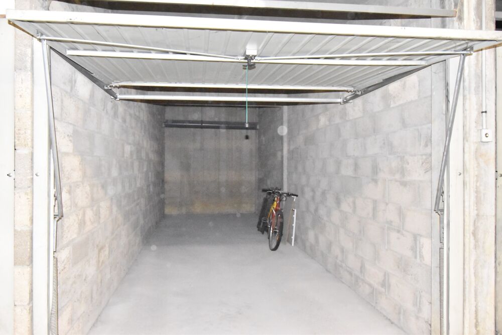 Appartement à vendre 3 pièces - 65 m² - BOX DOUBLE - HYPER CENTRE - TOUT A PIED !