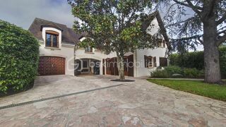  Maison � vendre 9 pi�ces 225 m�