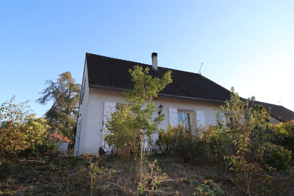 Vente Maison Maison  familiale  5 pièce(s) 135 m2 Yzeure centre Yzeure