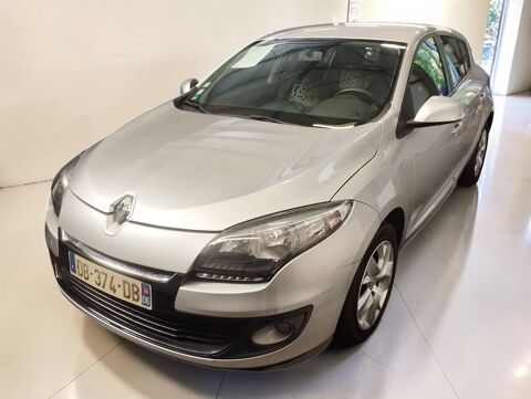 Annonce voiture Renault Mégane 3400 €