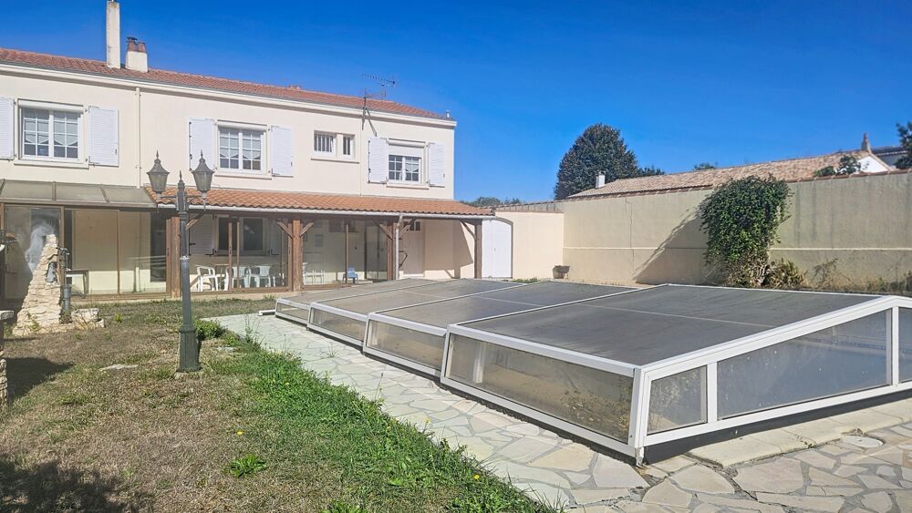 LHOUMEAU  AUX PORTES DE LA ROCHELLE  MAISON FAMILIALE À FORT POTENTIEL- JARDIN AVEC DOUBLE ACCES
