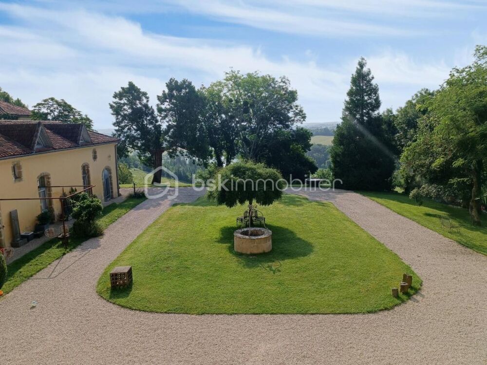 Vente Propriété/Château Château / Hôtel dans le Gers : Un Joyau Historique Alliant Charme et Modernité Vic fezensac