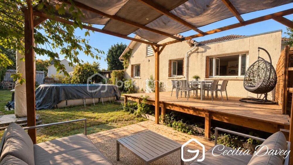 Vente Propriété/Château *** Nouveauté en Exclusivité : Un véritable coup de cœur pour cette propriété familiale au charme authentique, où nature, séréni Malay le grand