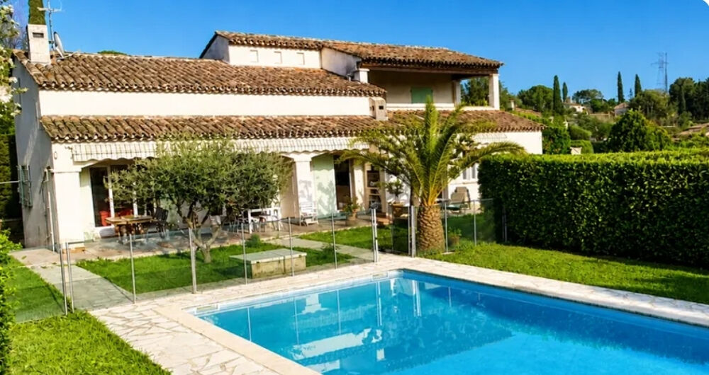 Vente Villa Villa d'architecte à 200 m du village Peymeinade
