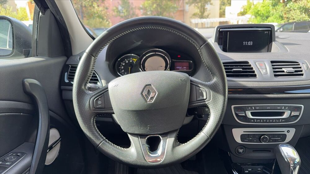 M&eacute;gane 1.2 TCe 130 EDC6 Bose 2015 occasion 69250 Neuville Sur Saone