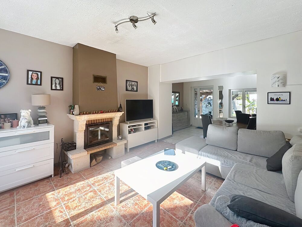 Vente Maison MAISON 5 pièces avec jardin en centre-ville. Gare SNCF à pied Souppes sur loing