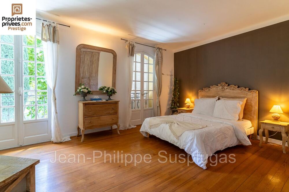  vendre  Proprit/chteau Saint-Cyr-sur-Mer (83270)