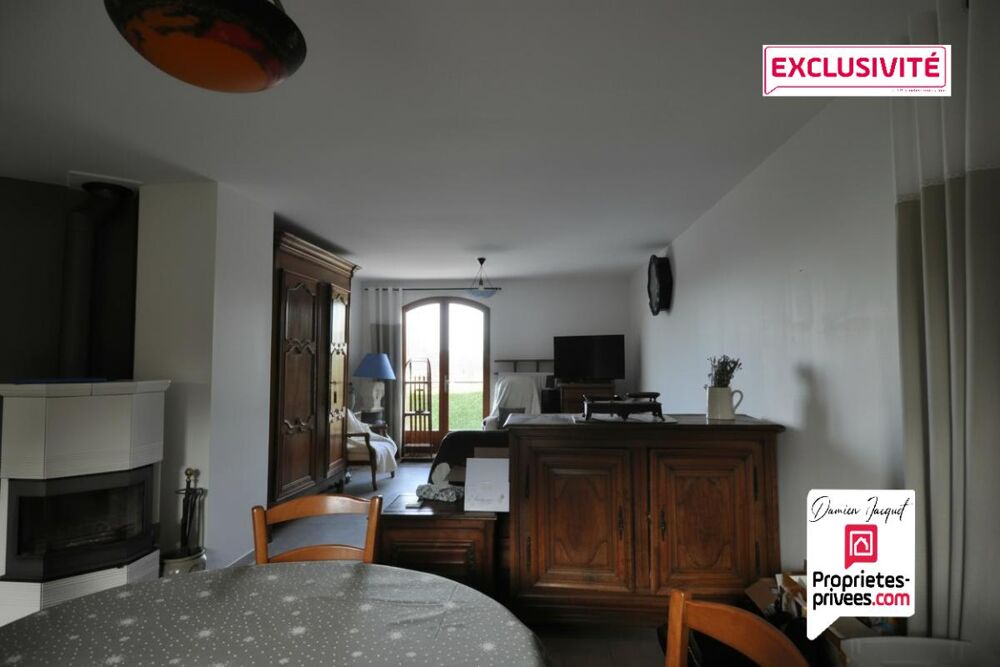 Vente Maison Maison individuelle Comtoise 132 m² - 4 chambres -Terrain de 1 400 m² - Vue panoramique - Proche frontière suisse Herimoncourt