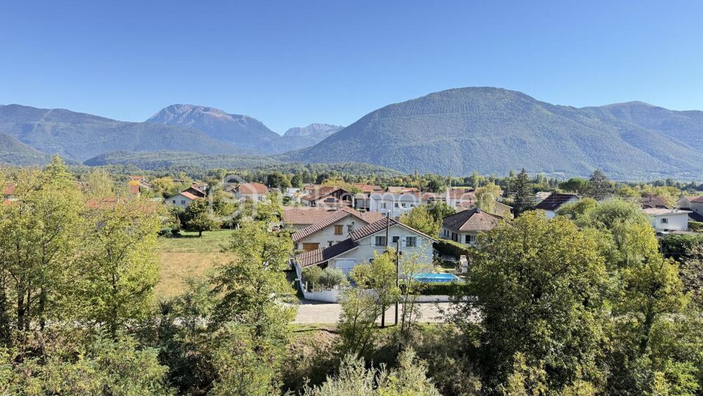 Vente Appartement Varces – T4 atypique sous les toits, vue montagnes Varces allieres et risset