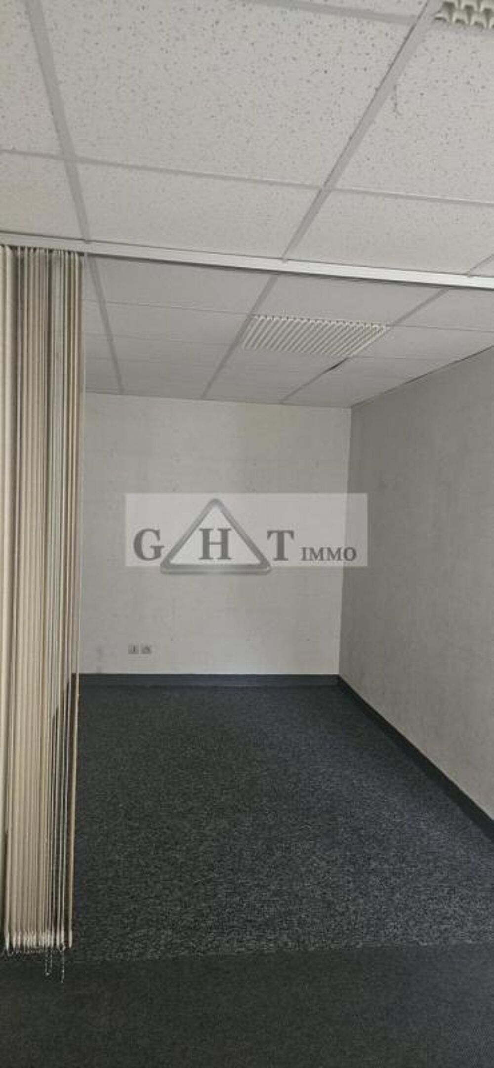   BUREAUX 52 M² PARC VOLTA Alfortville