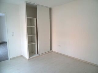  Appartement à louer 2 pièces 42 m²