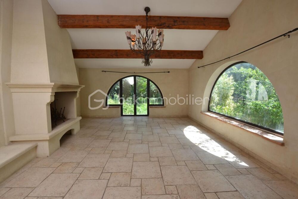 Vente Maison Maison de village avec jardin et stationnements Aigues mortes