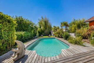  Maison � vendre 10 pi�ces 235 m�