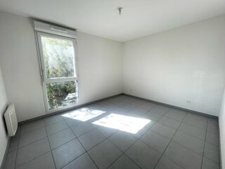  Appartement à louer 3 pièces 62 m²