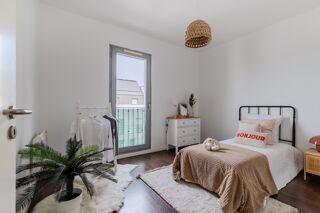 Vente Appartement Bordeaux - Chartrons / Bassins à flot – T3 avec terrasse de 20 m² et parking Bordeaux