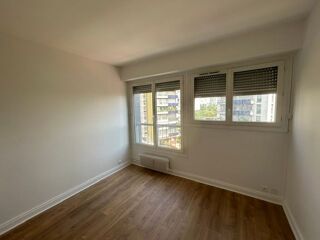  Appartement à louer 2 pièces 48 m²