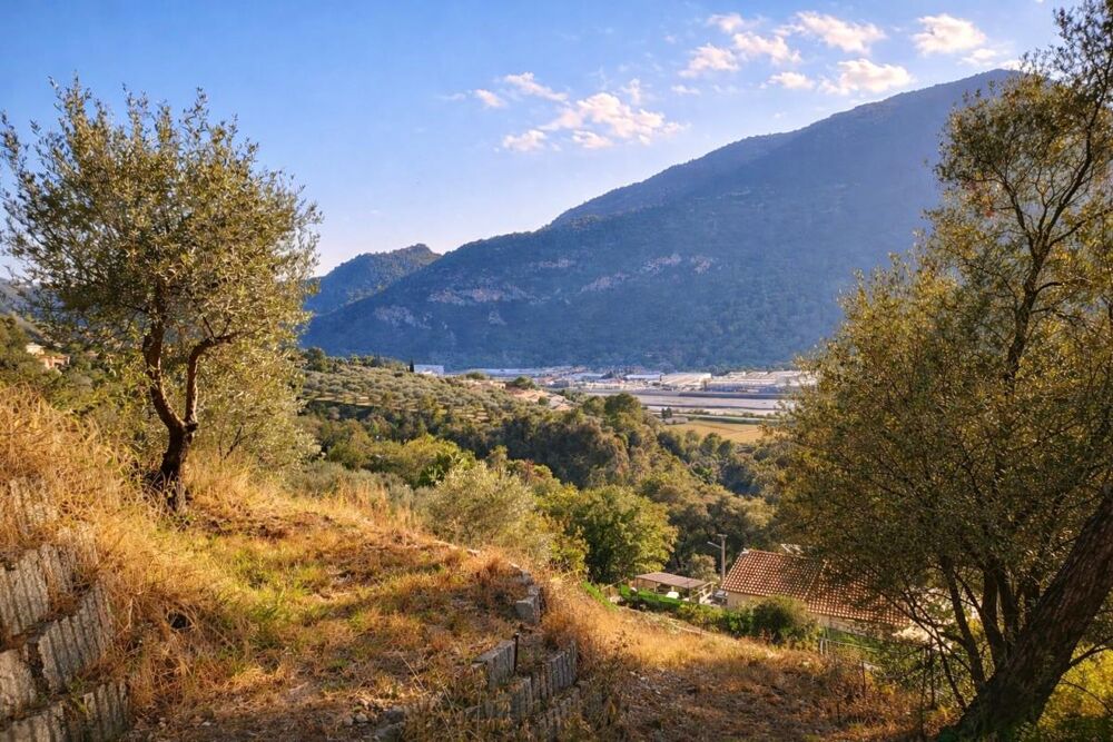 Vente Terrain Terrain constructible Saint Martin Du Var 1129 m2, vue dégagée Saint martin du var