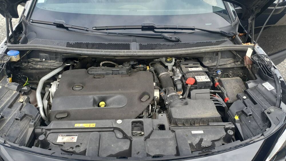 5008 II 2.0 BlueHdi 180 EAT8 Gt Pack - Automatique Toit ouvrant 2022 occasion 63000 Clermont Ferrand