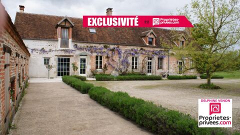   Exclusivit� - Propri�t� avec beaucoup de cachet proche de Tigy ; Long�re, Ecuries, piste d'entrainement, pr�s, bois et plan d'ea Propri�t�/ch�teau - 8 pi�ce(s) - 302 m�