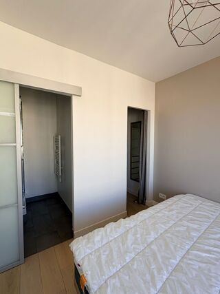  Appartement à louer 2 pièces 39 m²