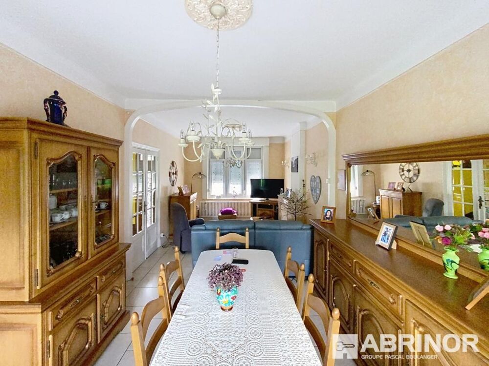 Vente Maison Maison d'architecte de style bel étage avec grand sous sol 2 voitures et jardin Tourcoing