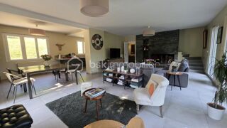  Villa � vendre 9 pi�ces 230 m�