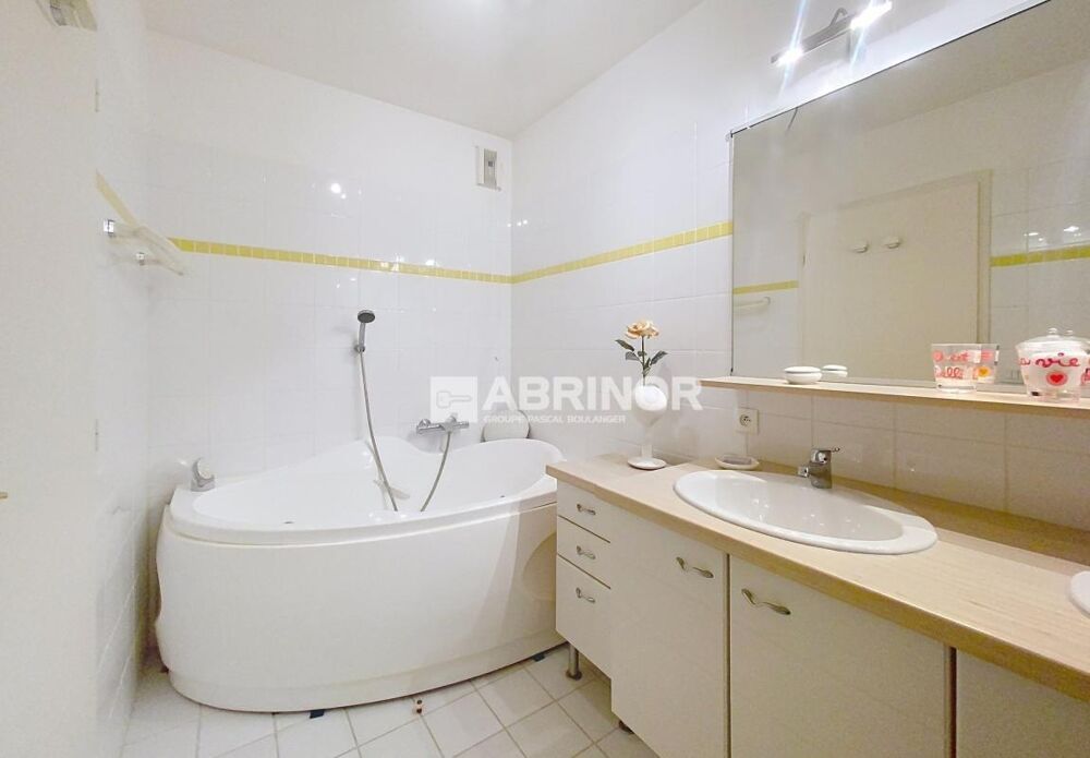 Magnifique appartement T4 situé dans une résidence de grand standing