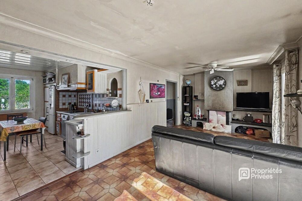 Vente Maison Maison Bouloc 4 pièces 96 m2 abec garage et piscine sur une parcelle de 7 470 m2 Bouloc
