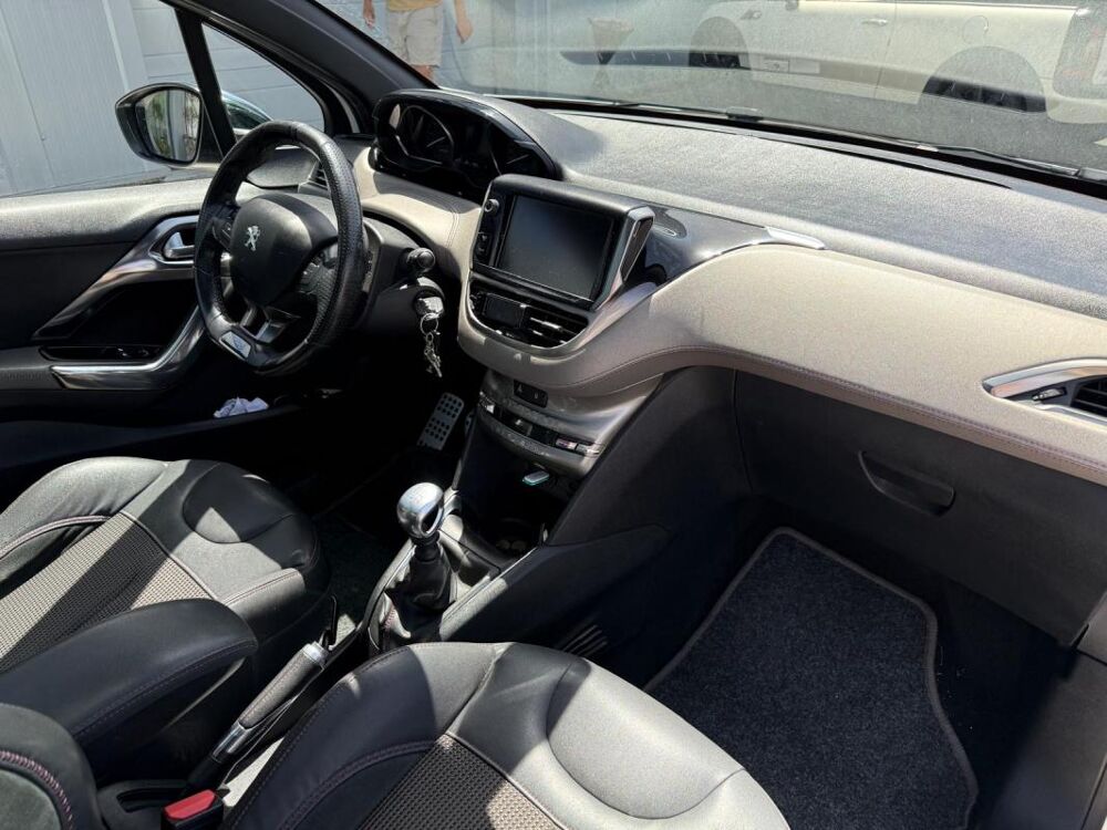 208 1.6 i XY 156CH GARANTIE 6 MOIS / REPRISE POSSIBLE 2013 occasion 36300 Le Blanc